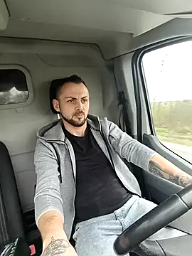 papichulo0099 online show from 02/19/26, 09:05