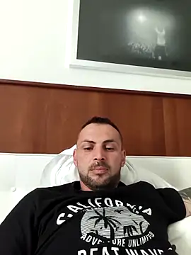 papichulo0099 online show from 05/05/26, 05:48