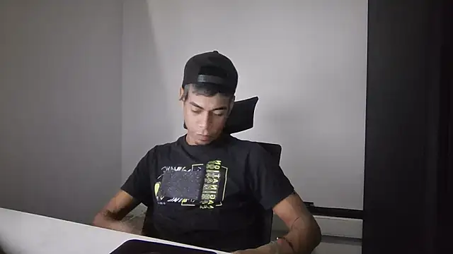 latinbigcrazy online show from 08/09/26, 05:23