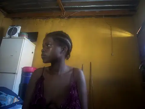 Snapshot of Caramelchick01 chatting on 10/09/25, 06:55 Caramelchick01 online show from 10/09/25, 06:55