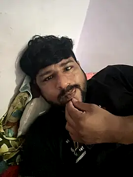 Snapshot of DeepakFucker01 chatting on 09/22/25, 04:03 DeepakFucker01 online show from 09/22/25, 04:03