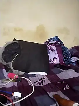 Hotcherryyyy online show from 11/19/25, 03:34