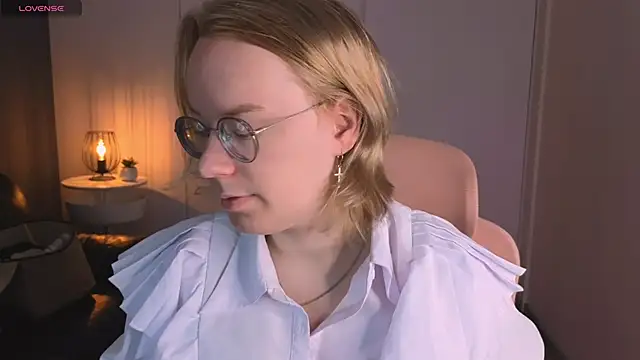 Snapshot of Amanda_Butlerr chatting on 06/04/26, 01:28 Amanda Butlerr online show from 06/04/26, 01:28