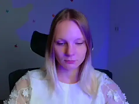 Snapshot of Kassandra_XX chatting on 09/29/25, 11:37 Kassandra XX online show from 09/29/25, 11:37