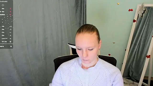 Snapshot of Kassandra_XX chatting on 10/09/25, 01:42 Kassandra XX online show from 10/09/25, 01:42