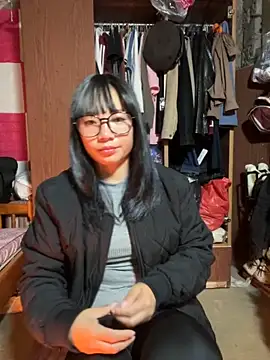 AAANINE22 online show from 10/28/25, 01:25