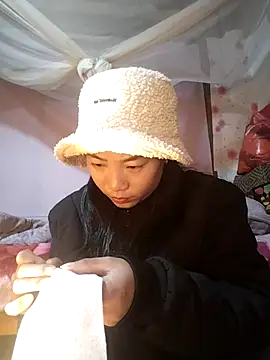 AAANINE22 online show from 11/04/25, 09:41