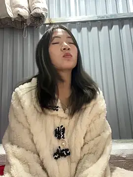 AAANINE22 online show from 11/11/25, 07:30