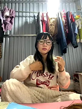 AAANINE22 online show from 11/19/25, 02:44