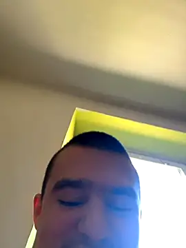 Snapshot of pussyhunter323557 chatting on 10/03/25, 10:12 pussyhunter323557 online show from 10/03/25, 10:12