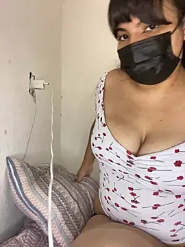 Snapshot of bellisbeli chatting on 04/03/26, 04:54 bellisbeli online show from 04/03/26, 04:54