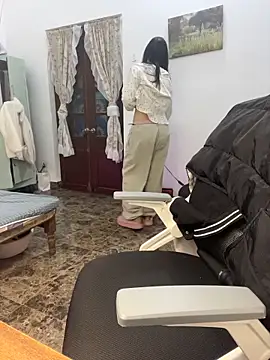 Snapshot of bunny_b4nny chatting on 02/11/26, 02:33 bunny b4nny online show from 02/11/26, 02:33