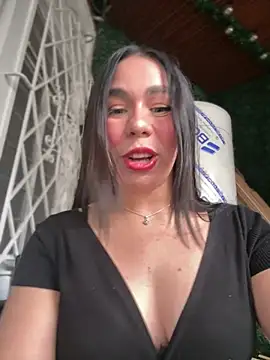 TessaCooper1 online show from 05/31/26, 07:59