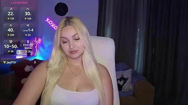 Snapshot of adrelaxina chatting on 06/14/26, 09:55 adrelaxina online show from 06/14/26, 09:55