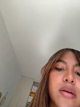 MegannHills online show from 09/14/25, 03:11