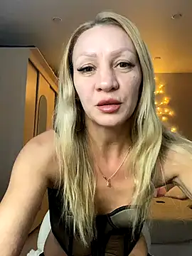 Bellissa  online show from 09/24/25, 02:31