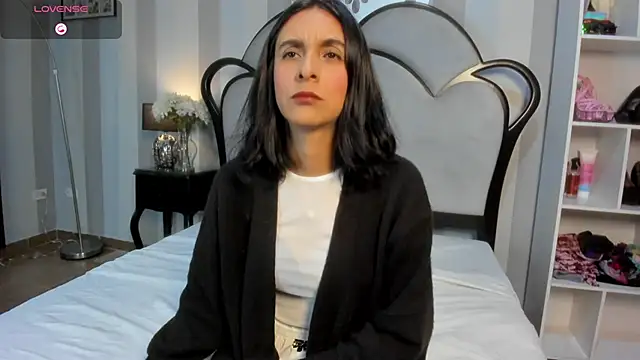 MiaAmore  online show from 01/13/26, 07:52