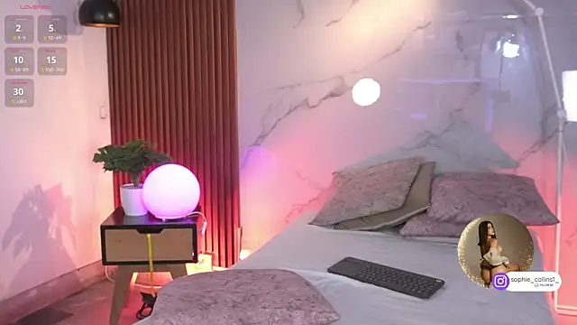 SophieCollins 1 online show from 02/24/26, 12:03