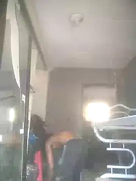 Snapshot of Hrickew chatting on 09/21/25, 05:47 Hrickew online show from 09/21/25, 05:47