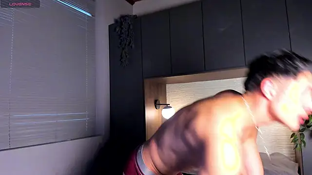 AustinJones  online show from 10/04/25, 08:18