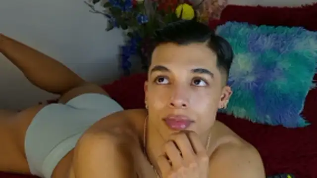 Troye Williams online show from 03/15/26, 02:39