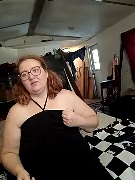 XEmoxkittyx online show from 02/12/26, 07:09