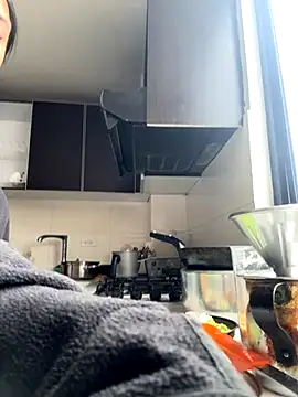 Victoria alson online show from 10/19/25, 06:08