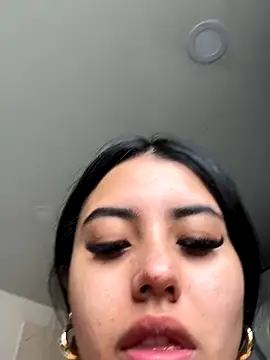 Victoria alson online show from 10/25/25, 02:35