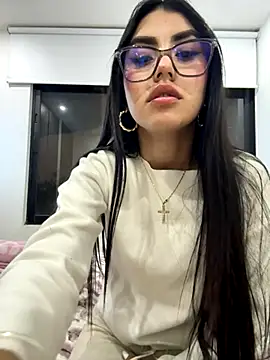 Victoria alson online show from 12/19/25, 01:45