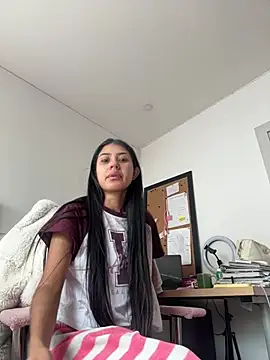 Victoria alson online show from 04/05/26, 01:19