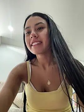 Snapshot of Victoria_alson chatting on 06/19/26, 04:00 Victoria alson online show from 06/19/26, 04:00