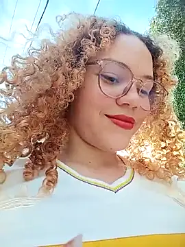 SirenRouge 69 online show from 10/06/25, 08:39