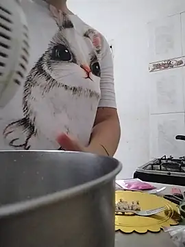 SirenRouge 69 online show from 04/11/26, 10:25