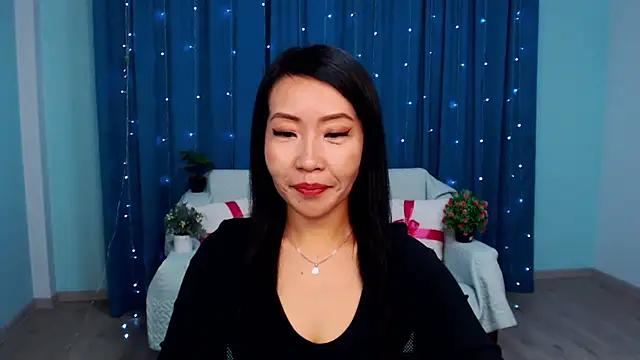 LiaPak online show from 09/16/25, 12:00