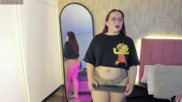 fieryluciana online show from 09/21/25, 03:41