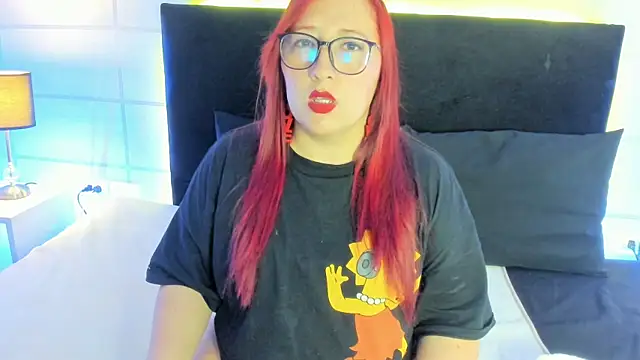 fieryluciana online show from 10/15/25, 03:06