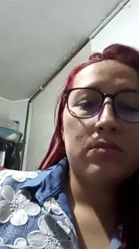 fieryluciana online show from 10/20/25, 06:25