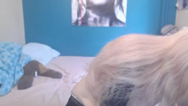 NADINNNE online show from 03/25/26, 09:48