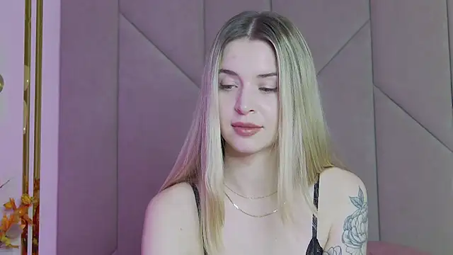 Touch me online show from 11/30/25, 04:00