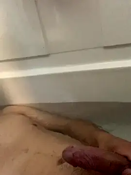 Snapshot of DanBfl chatting on 10/03/25, 08:39 DanBfl online show from 10/03/25, 08:39