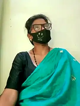 Snapshot of Mohini_Josh069 chatting on 06/15/26, 12:02 Mohini Josh069 online show from 06/15/26, 12:02