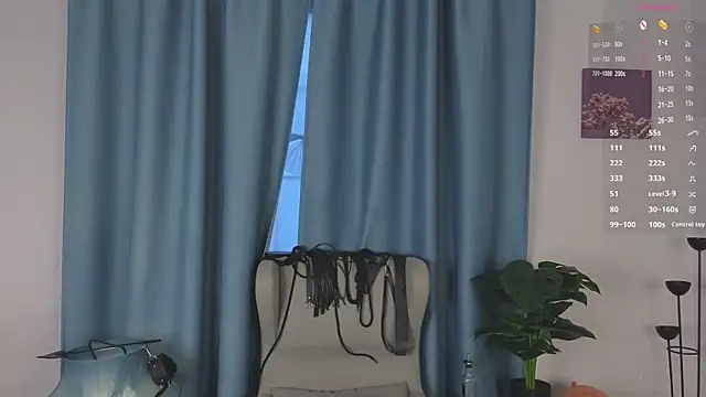 laracroftmansion online show from 09/25/25, 02:32