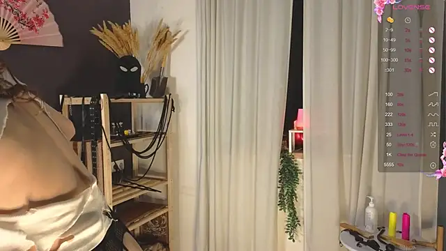 laracroftmansion online show from 03/04/26, 04:35