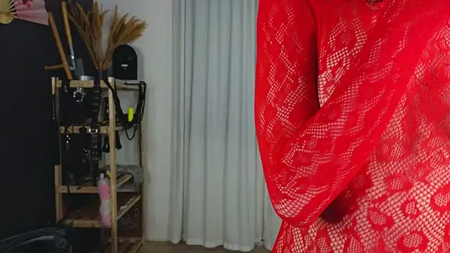 laracroftmansion online show from 04/13/26, 06:13