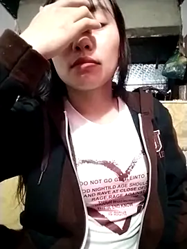   Sasulq   online show from 11/06/25, 12:28