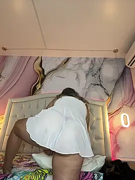 Lucy Milf 474 online show from 04/18/26, 07:07