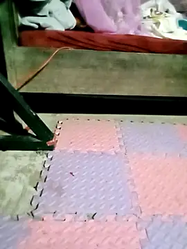 Surrilove online show from 04/24/26, 03:14