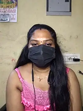 Snapshot of Tamil_Attitude_queen chatting on 04/14/26, 06:47 Tamil Attitude queen online show from 04/14/26, 06:47