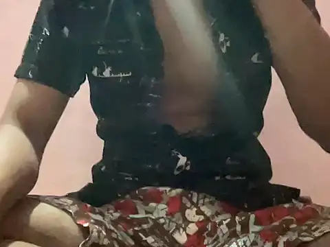 Snapshot of hot_genz chatting on 09/21/25, 03:13 hot genz online show from 09/21/25, 03:13