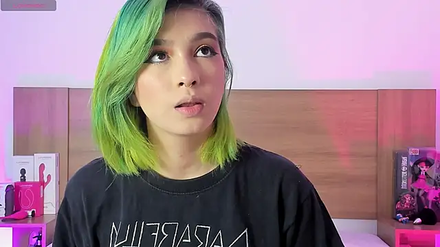 Akatsumi  online show from 02/17/26, 11:18